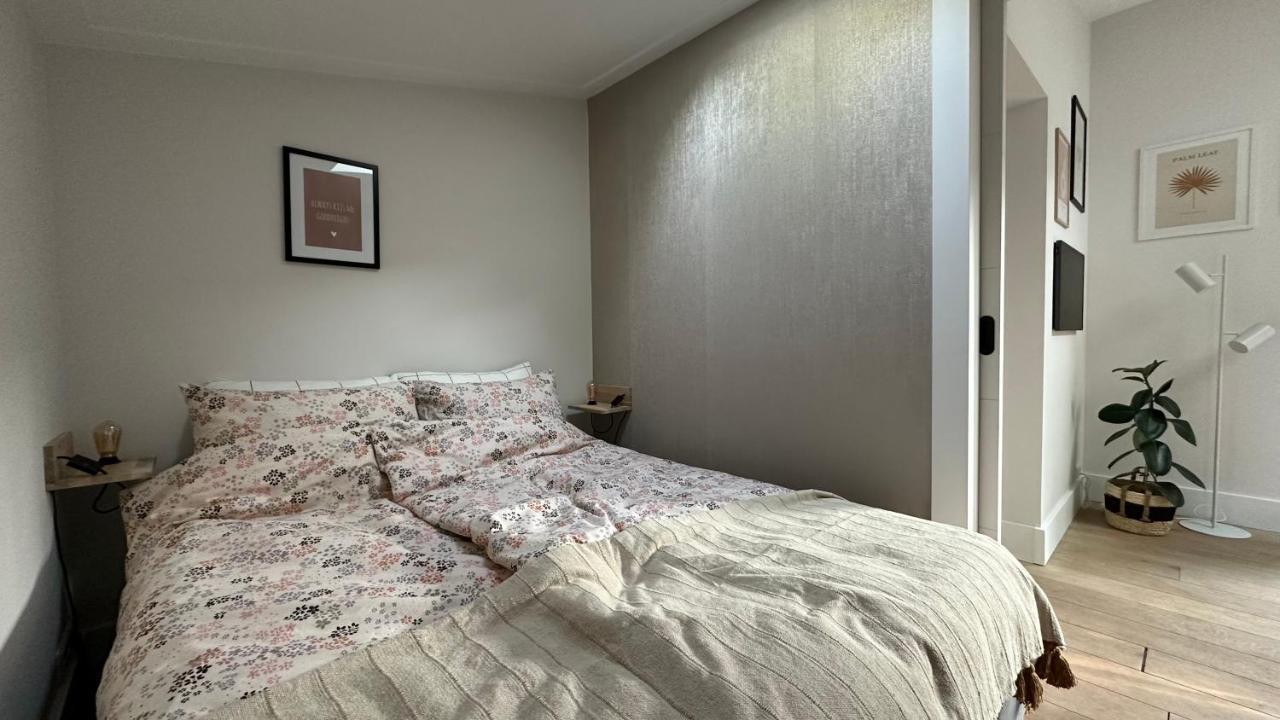 Bedandbreakfastrouveen 外观 照片